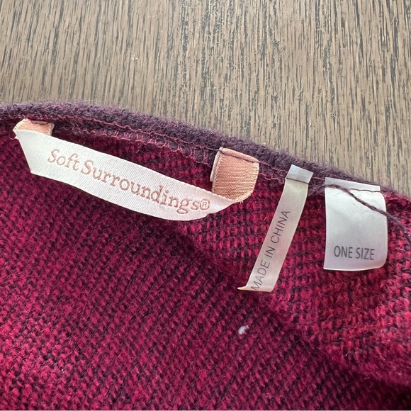 Soft Surroundings Burgundy Striped 100% Acrylic Pullover Tasseled Poncho - Picture 6 of 8